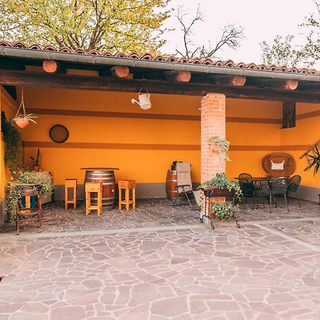 Agriturismo Cascina Barin Roddi Екстериор снимка