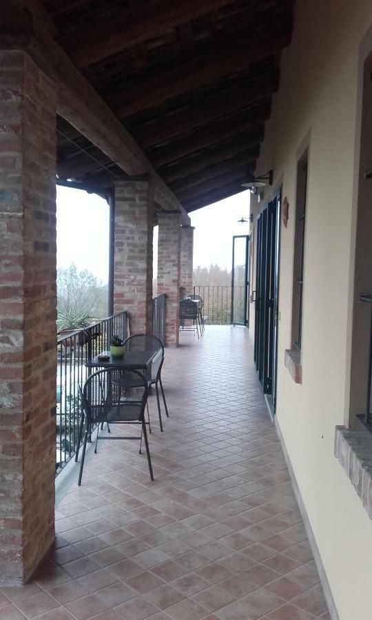 Agriturismo Cascina Barin Roddi Екстериор снимка