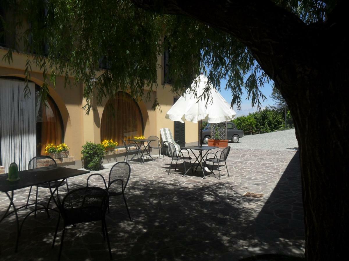 Agriturismo Cascina Barin Roddi Екстериор снимка